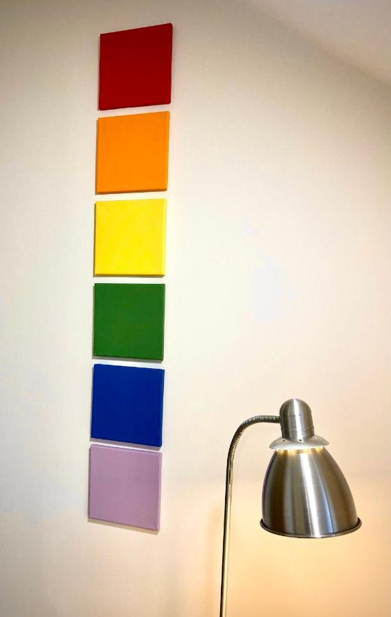 מריבור Rainbow House Rooms מראה חיצוני תמונה